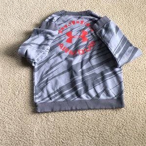 Under Armour Grey Sweater Youth XL